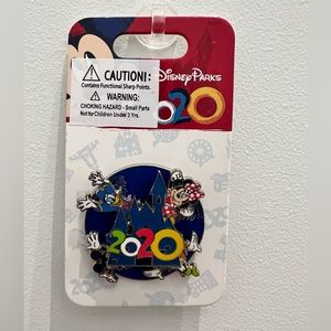 2/$20 Disney Pin Mickey pals 2020 Spinner Authentic Official Disney Park Trading